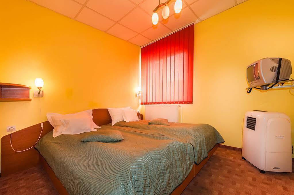 Aparthotel סיגישוארה מראה חיצוני תמונה